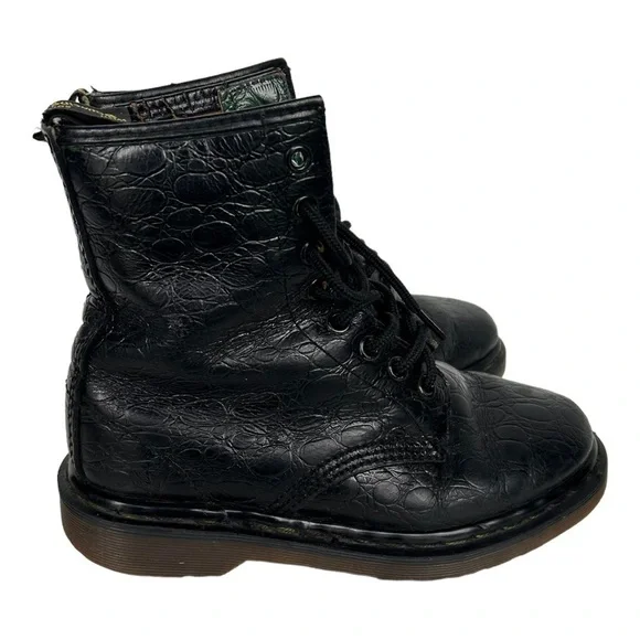 Dr. Martens Vintage Made In England Black Croc Embossed Leather Boots - Picture 2 of 11